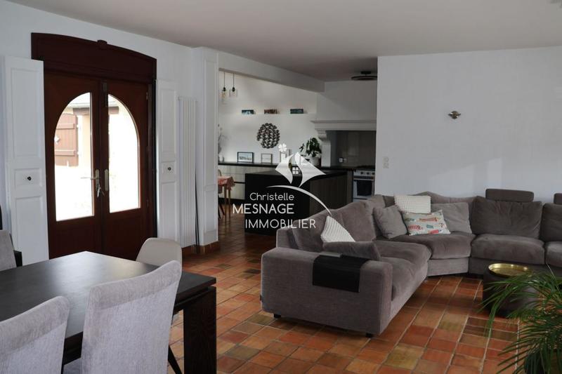 Maison traditionnelle - 156 m² - 5 pièces