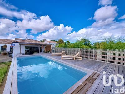 Maison - 176 m² - 8 pièces