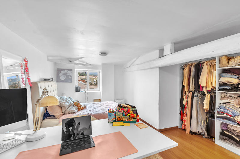 Maison - 193 m² - 6 pièces