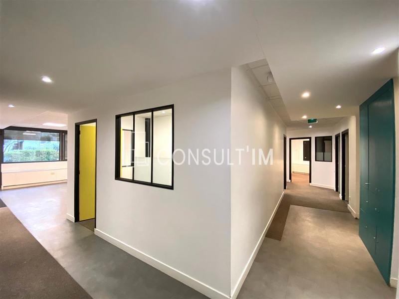 Bureau - 277 m²