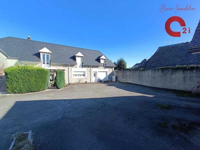 Maison - 185 m² - 6 pièces