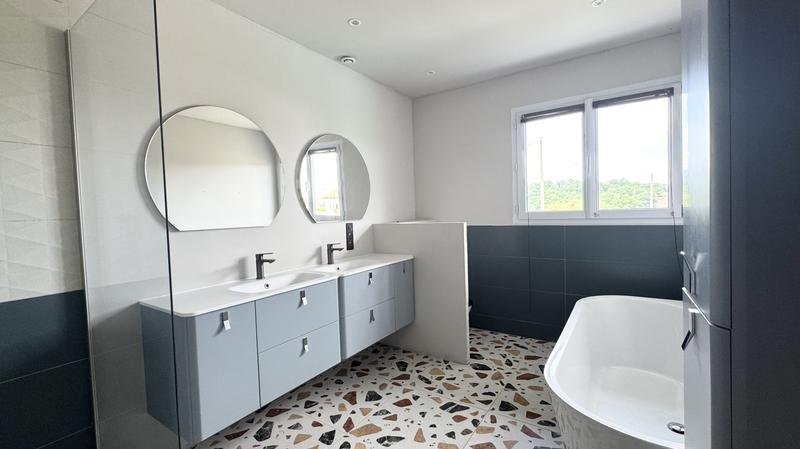 Maison contemporaine - 180 m² - 5 pièces