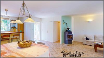 Maison - 138 m² - 6 pièces