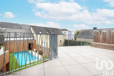 Maison de ville - 220 m² - 9 pièces