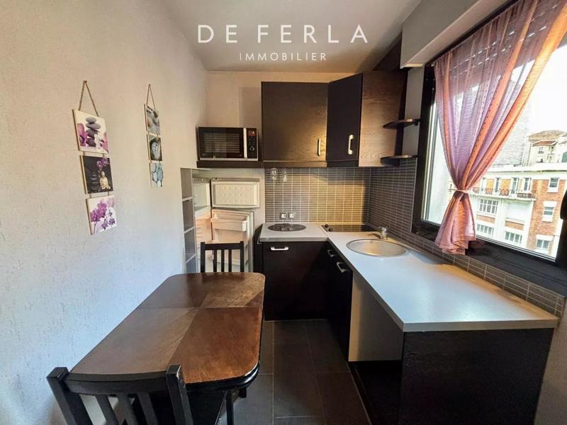 Studio - 19 m² - 1 pièce