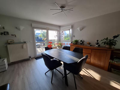 Maison - 75 m² - 5 pièces