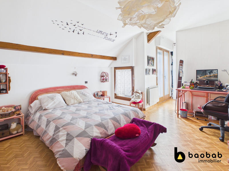 Maison - 160 m² - 5 pièces