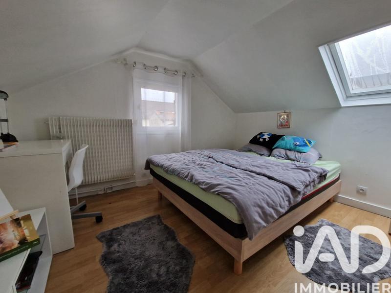 Maison - 98 m² - 5 pièces