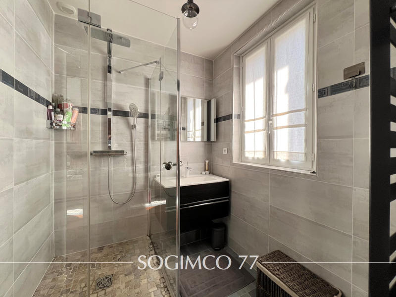 Maison - 115 m² - 6 pièces