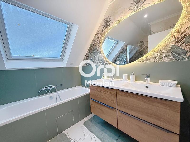 Maison - 184 m² - 7 pièces