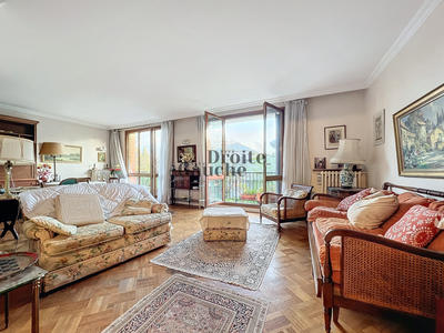 Appartement - 79 m² - 3 pièces