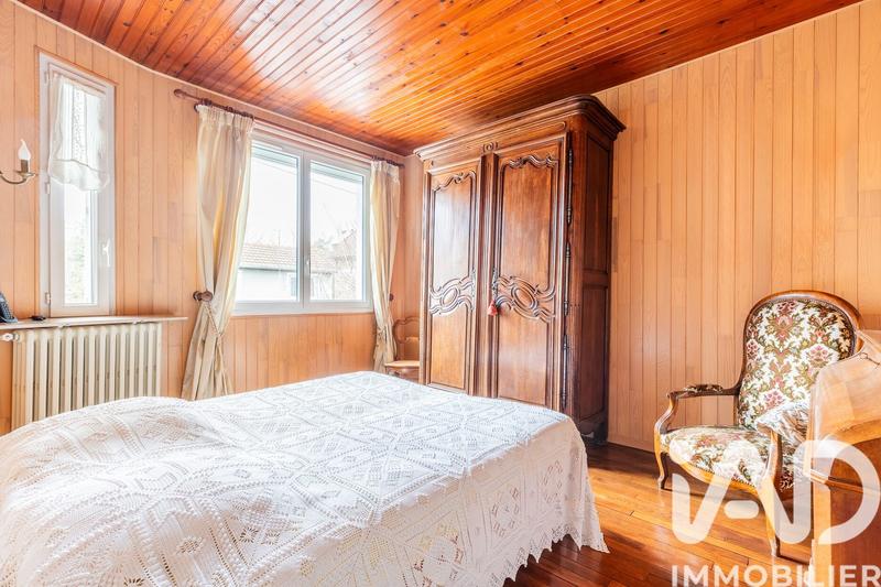 Maison - 93 m² - 5 pièces