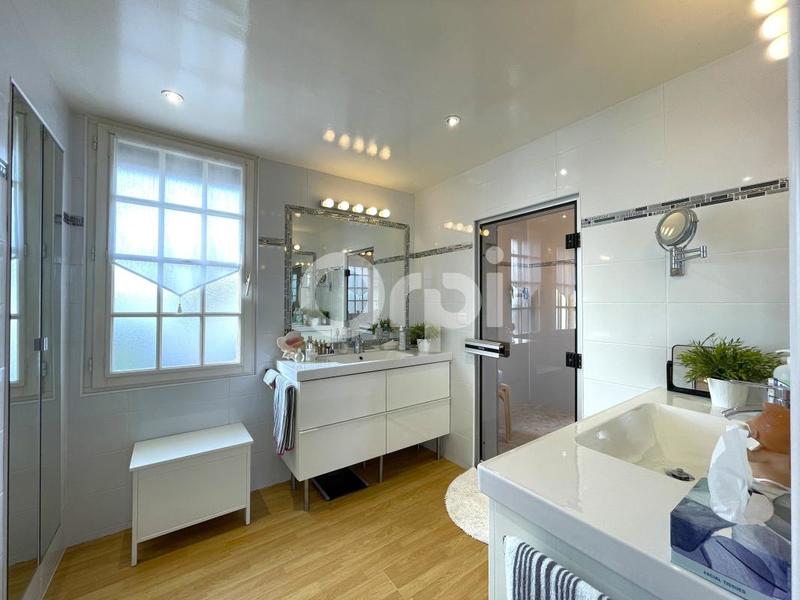 Maison - 162 m² - 5 pièces