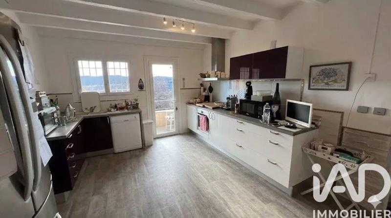 Maison - 162 m² - 7 pièces