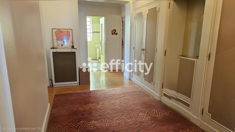 Maison - 182 m² - 9 pièces