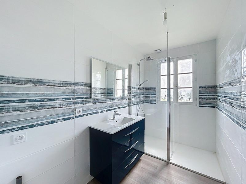 Pavillon - 90 m² - 3 pièces