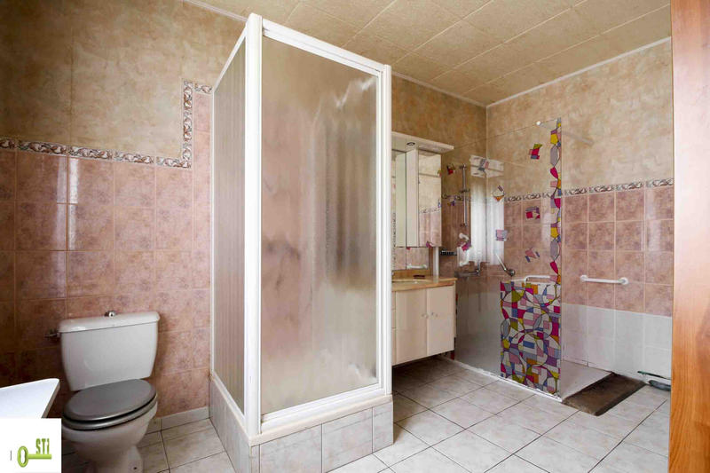 Maison - 111 m² - 6 pièces