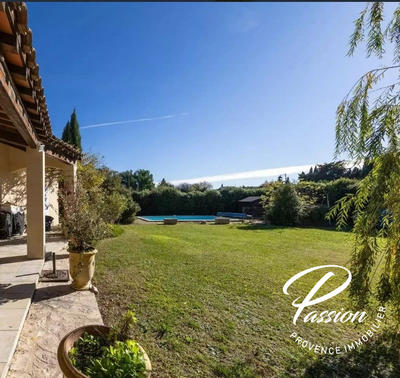 Villa - 145 m² - 5 pièces
