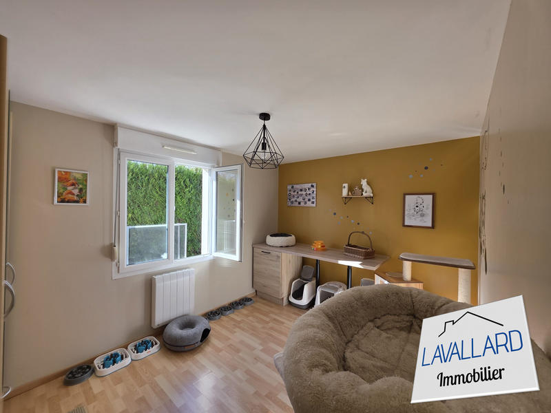 Maison - 140 m² - 6 pièces