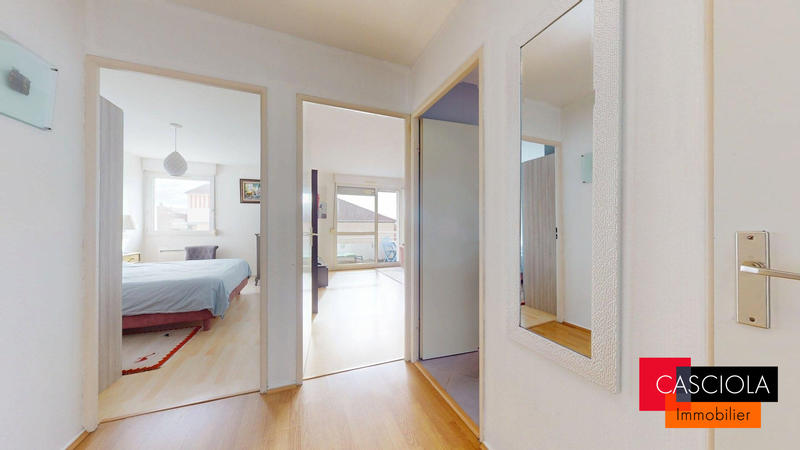 Appartement - 84 m² - 4 pièces