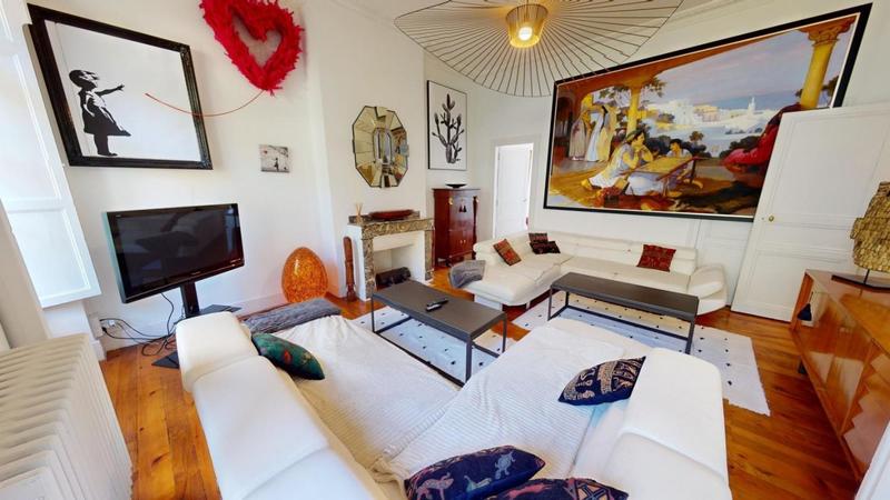 Appartement - 98 m² - 4 pièces