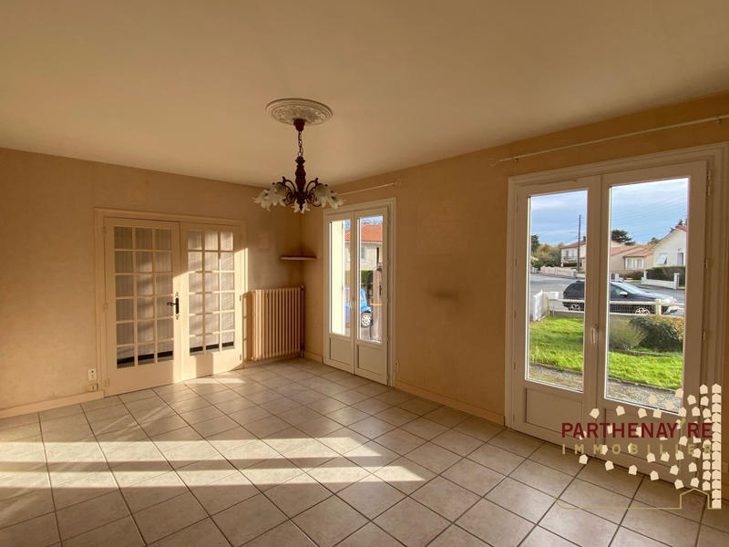 Maison - 92 m² - 4 pièces