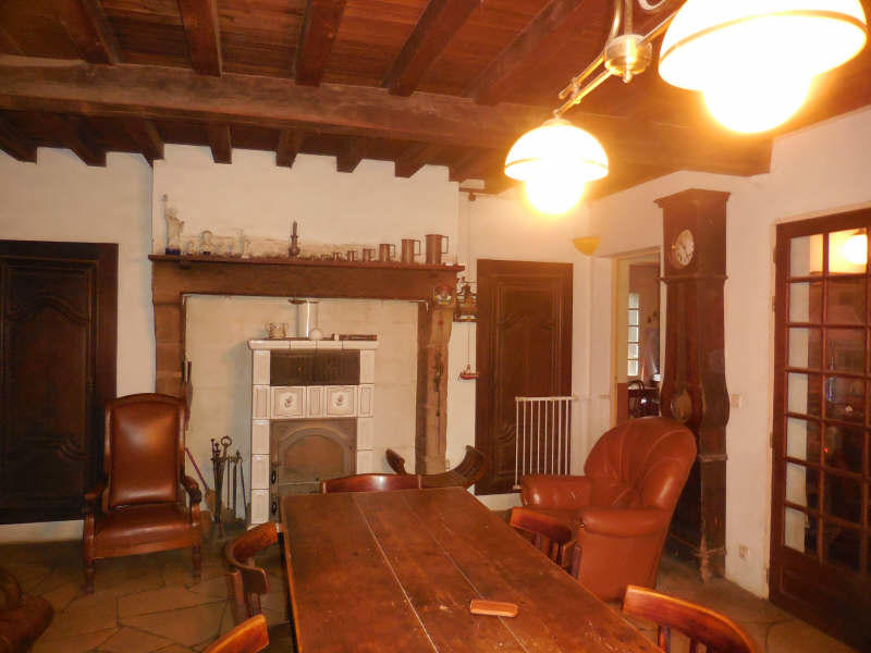 Maison - 240 m² - 10 pièces