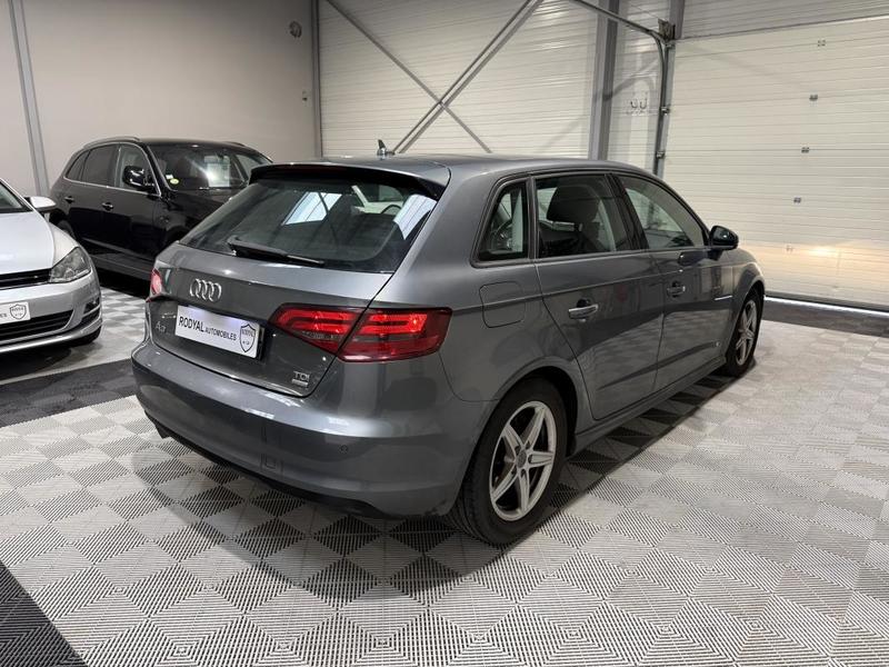 Audi A3 sportback III 1.6 Tdi 110ch Fap Ambition