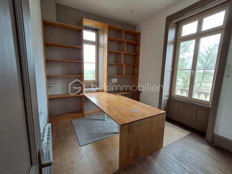 Château - 770 m² - 11 pièces