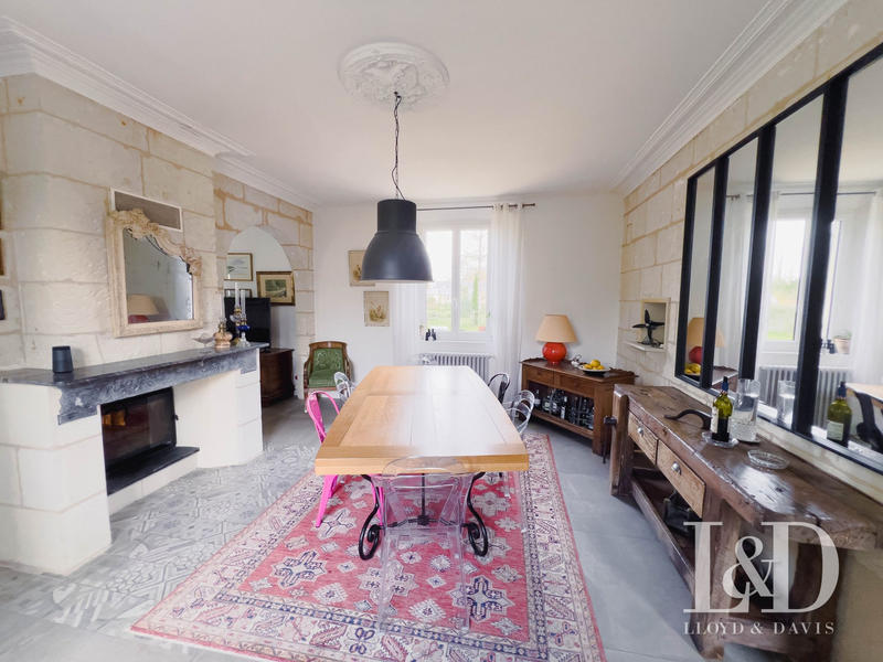 Maison - 205 m² - 12 pièces