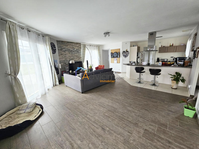 Maison - 170 m² - 7 pièces