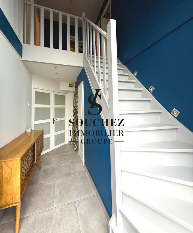 Maison - 185 m² - 7 pièces