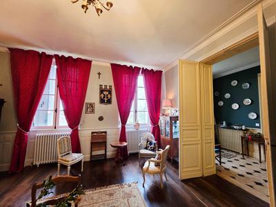 Maison de maîtres - 293 m² - 8 pièces