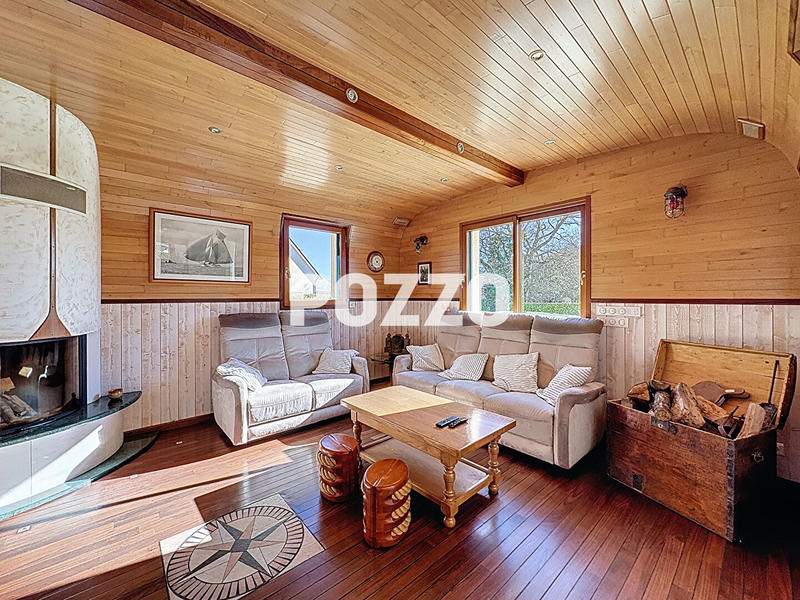 Maison - 156 m² - 7 pièces