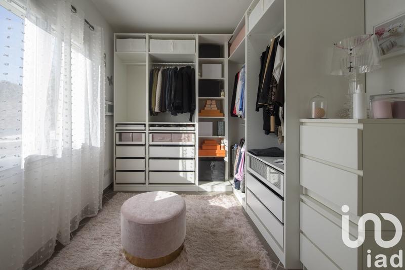 Maison - 226 m² - 8 pièces