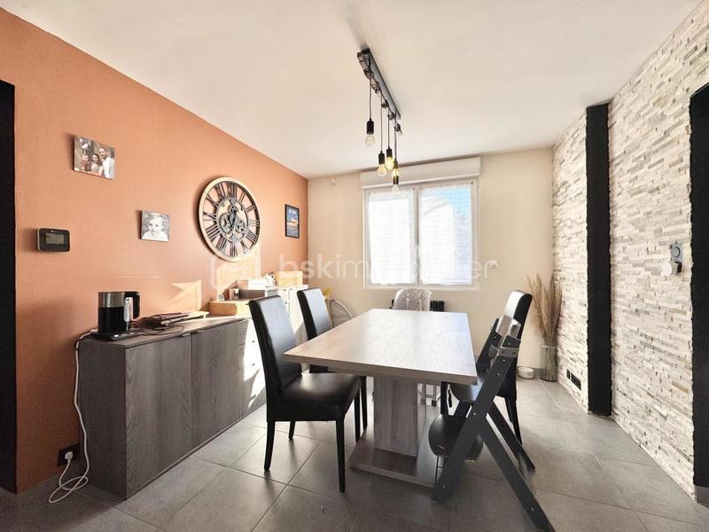 Maison traditionnelle - 135 m² - 6 pièces