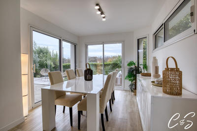 Maison - 134 m² - 6 pièces