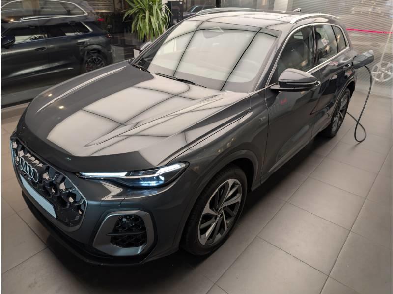 Audi Q5 e-hybrid 299 ch s tronic 7 Quattro s line