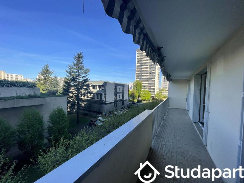 Chambre - 11 m² - 1 pièce