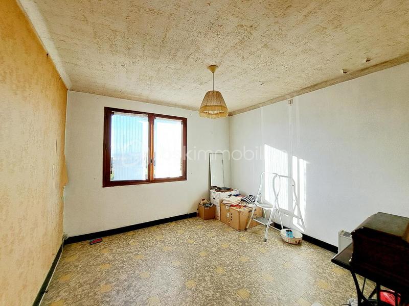 Propriété - 81 m² - 5 pièces