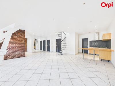 Duplex - 97 m² - 4 pièces