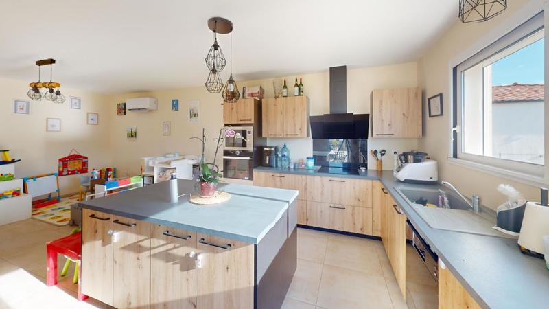 Maison - 108 m² - 4 pièces