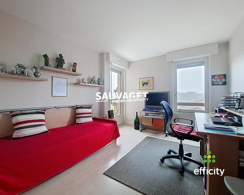 Duplex - 138 m² - 5 pièces