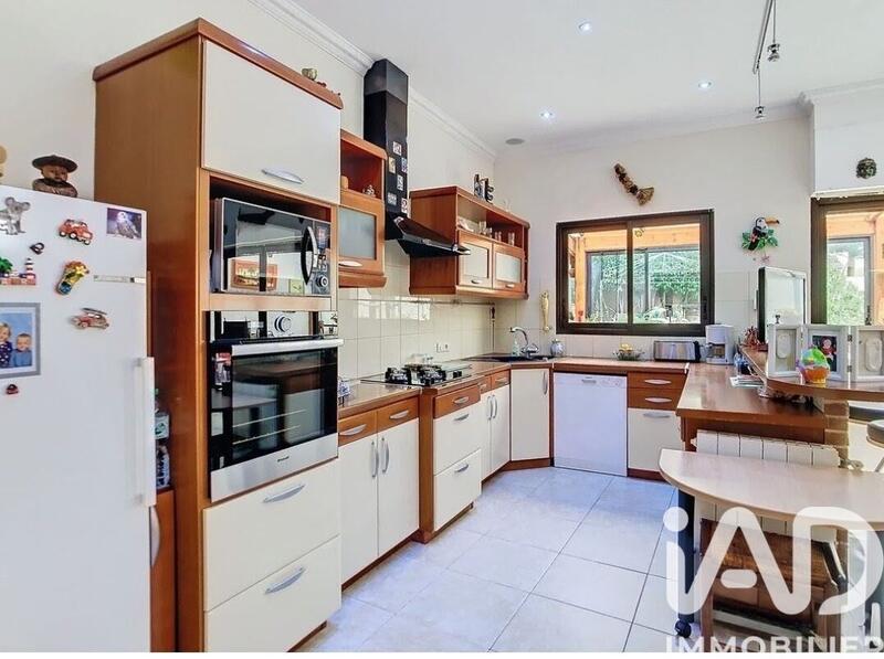 Maison - 147 m² - 5 pièces