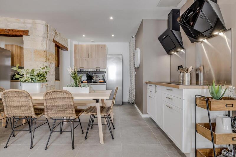 Maison en pierre - 171 m² - 10 pièces