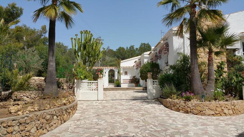 Propriété - 206 m² - 5 pièces