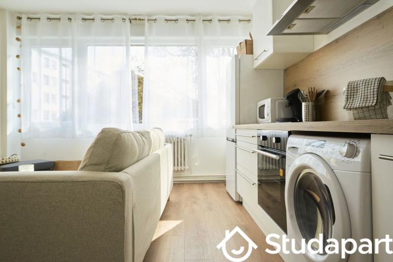 Chambre - 10 m² - 1 pièce