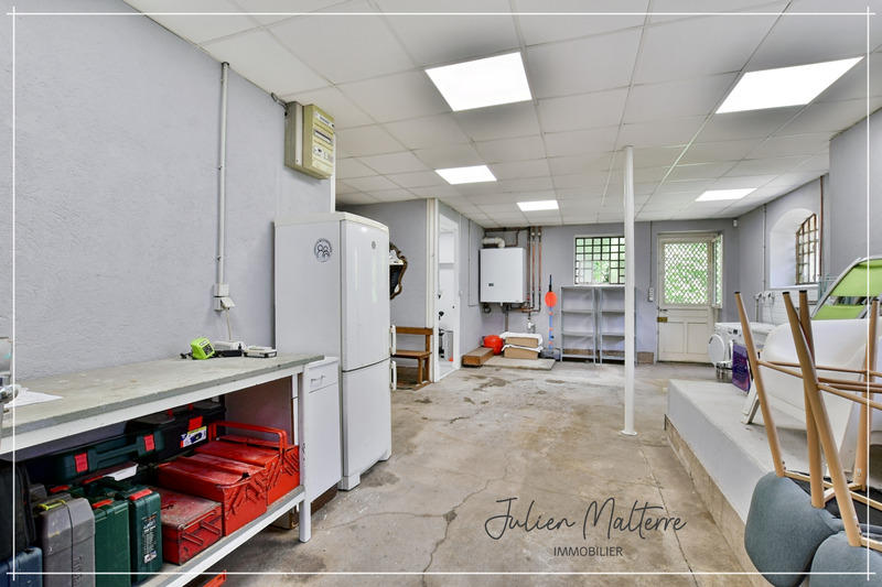 Maison bourgeoise - 211 m² - 8 pièces