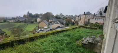 Maison - 310 m² - 6 pièces