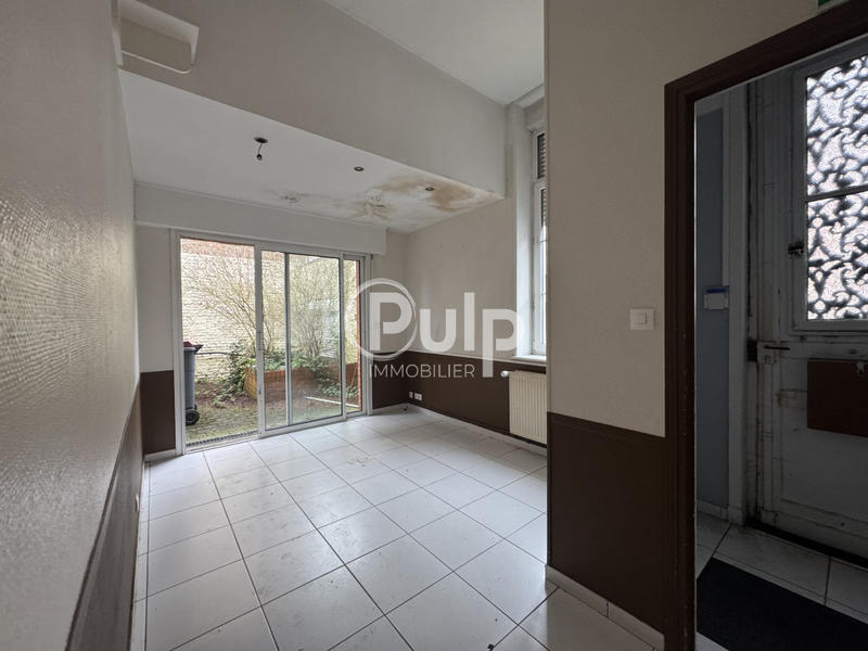 Maison - 127 m² - 9 pièces